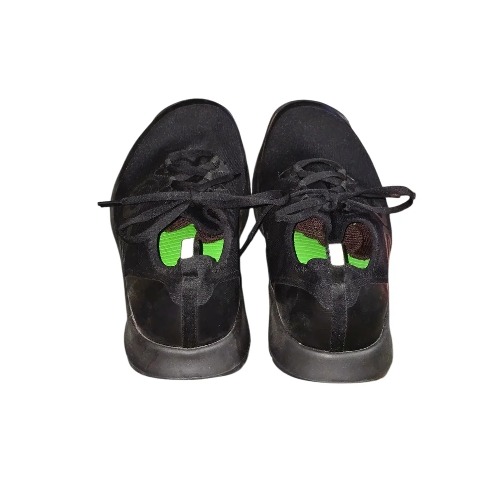 OOFOS stylish black